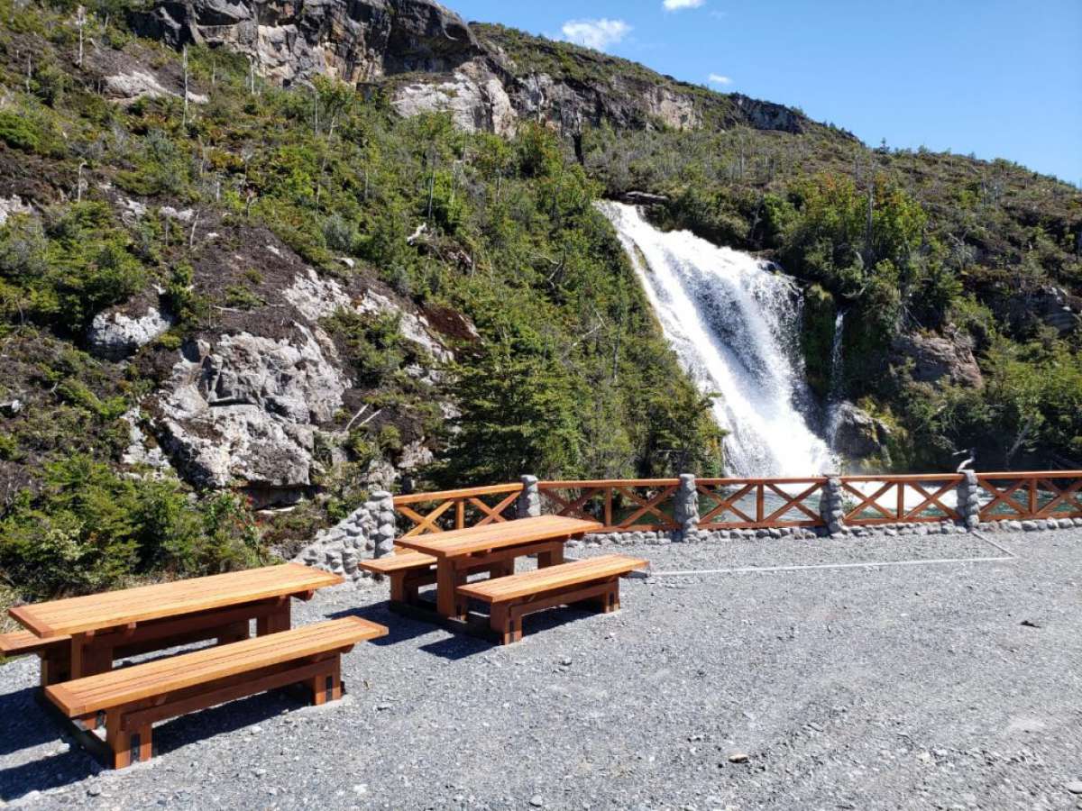 Villa O’Higgins Avanza construcción de miradores y refugios para contemplar belleza del paisaje comunal