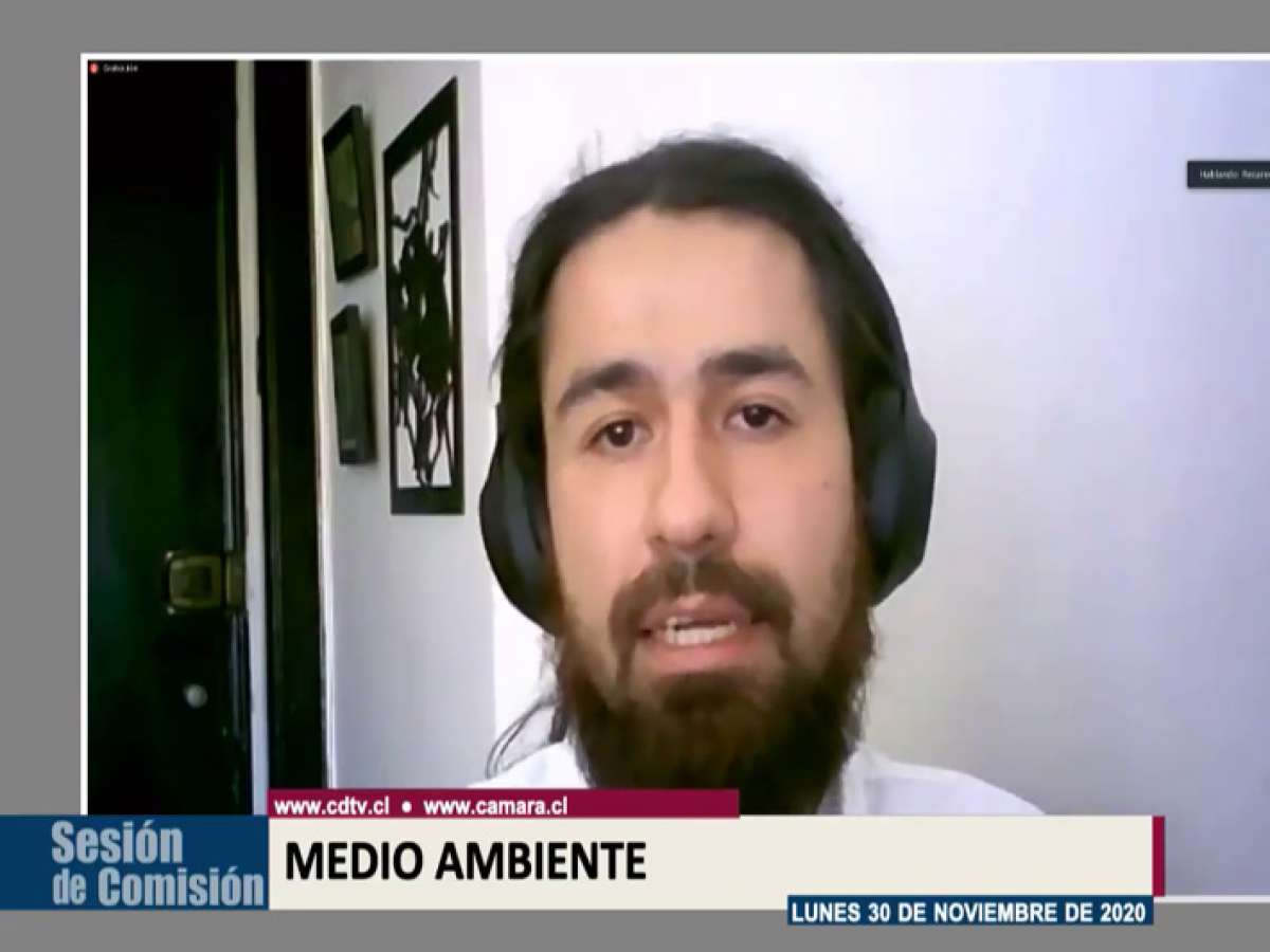 Fundación Sol expone sobre inversiones de AFP en empresas de alto impacto ambiental