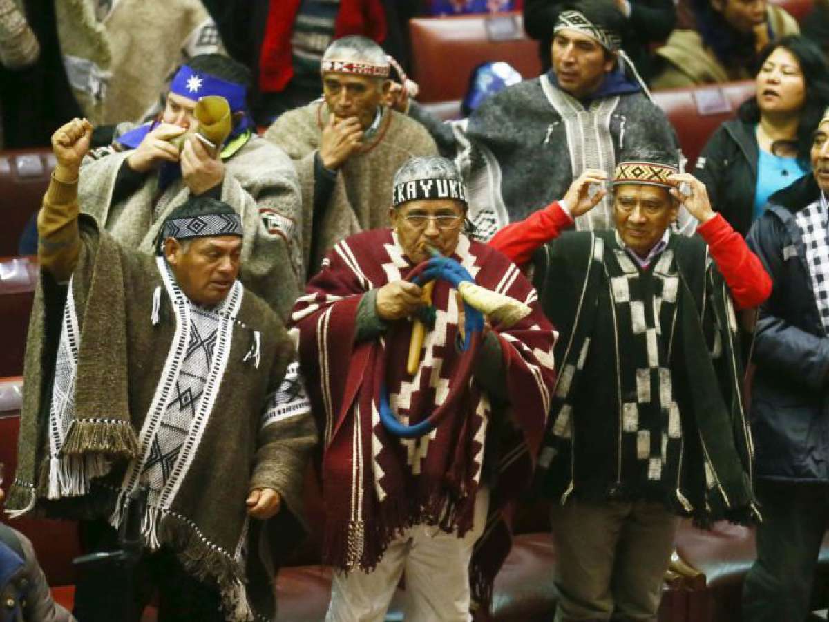 Avanza proyecto que declara el 24 de junio como Día Nacional de los Pueblos Indígenas