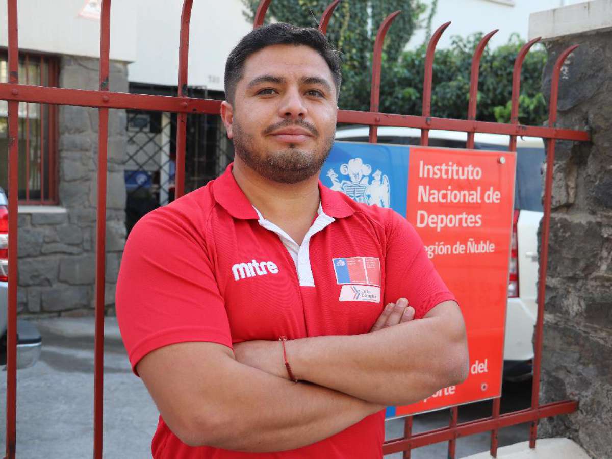 Alexis Quiroga asume como entrenador de atletismo promesas chile