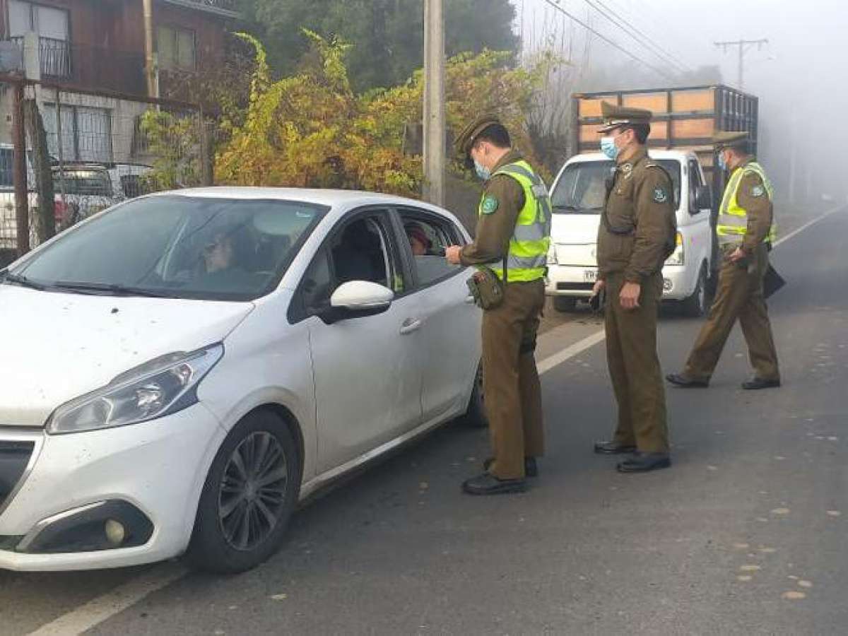 Tras detener durante el pasado fin de semana a 71 nuevos infractores, Carabineros superó las 15 mil detenciones en pandemia