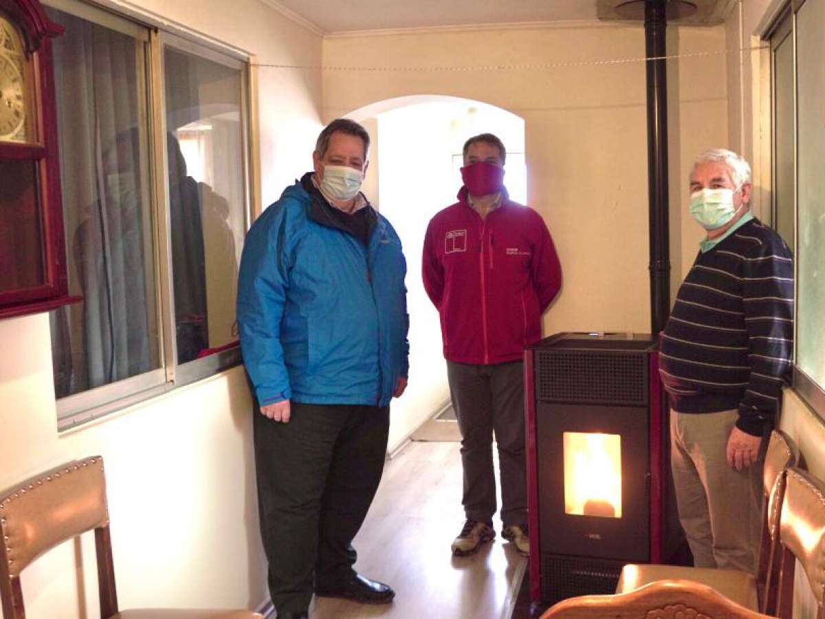Cumplen meta de 4.700 calefactores instalados en la intercomuna Chillán-Chillán Viejo