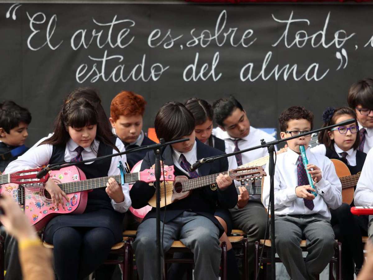 Ministerio de las Culturas invita a postular al Fondo de Fomento del Arte en la Educación (FAE) 2022