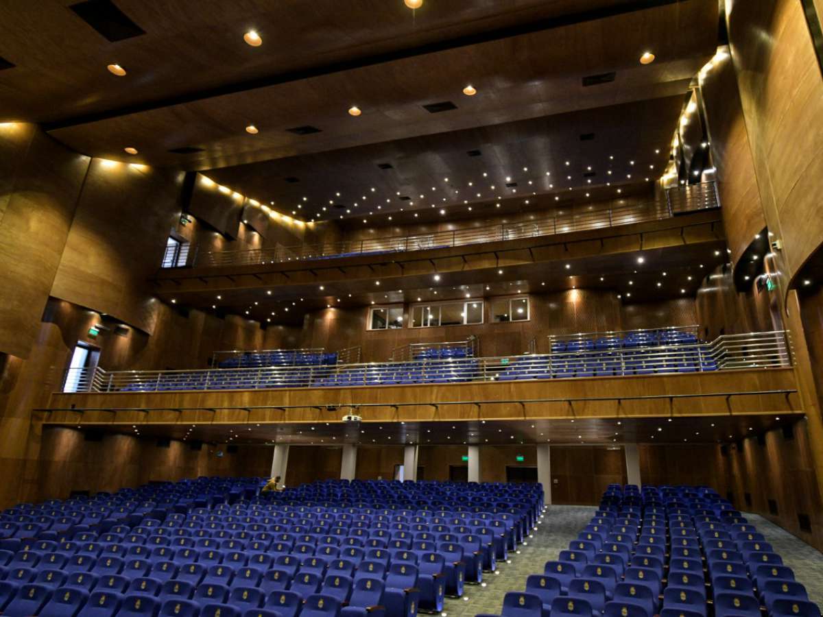 Teatro Municipal reabre sus puertas en su mes aniversario