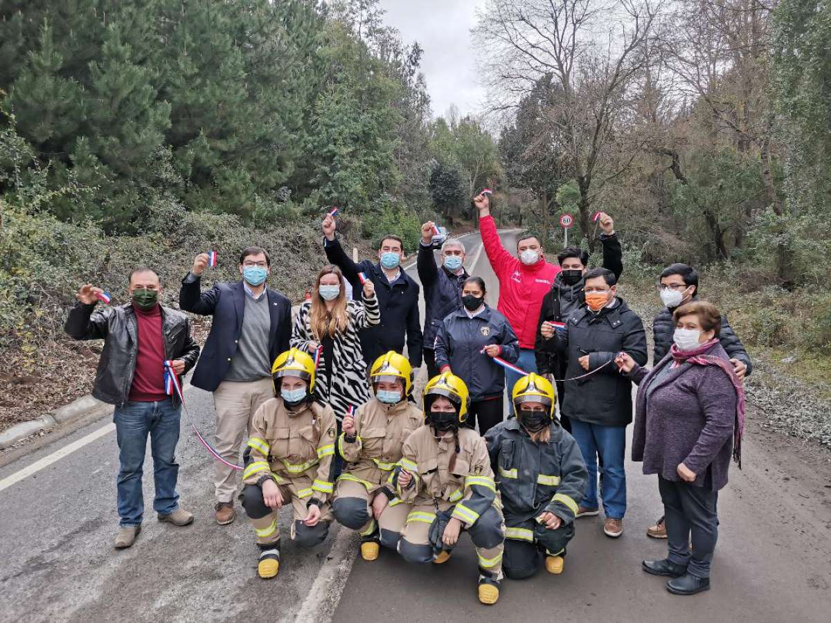Inauguran más de 8 km de pavimento en Coihueco mientras se prepara el inicio de 4 más.