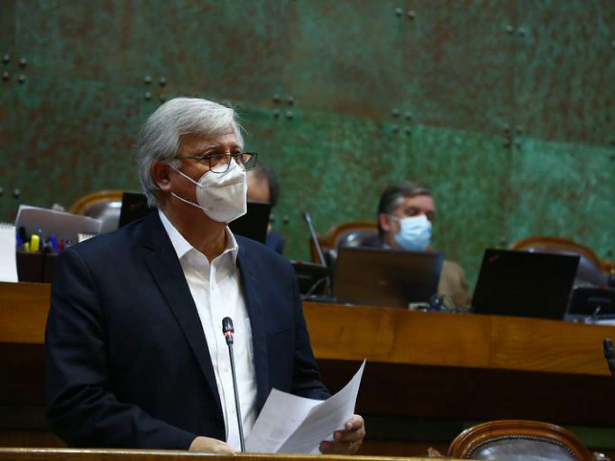 Aprueban el Día Nacional de las y los Trabajadores de la Salud