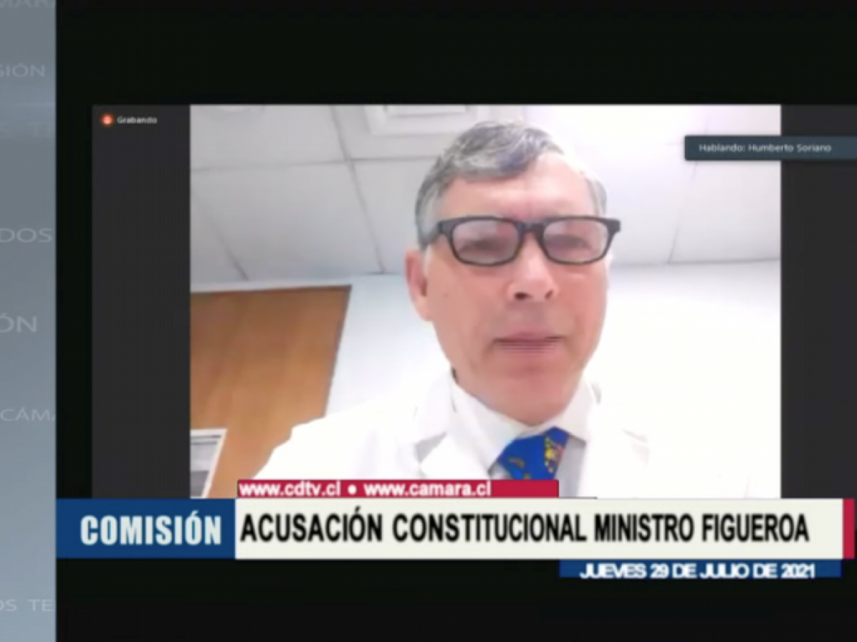 Funcionarios de la Junaeb y apoderados participan en comisión sobre acusación constitucional