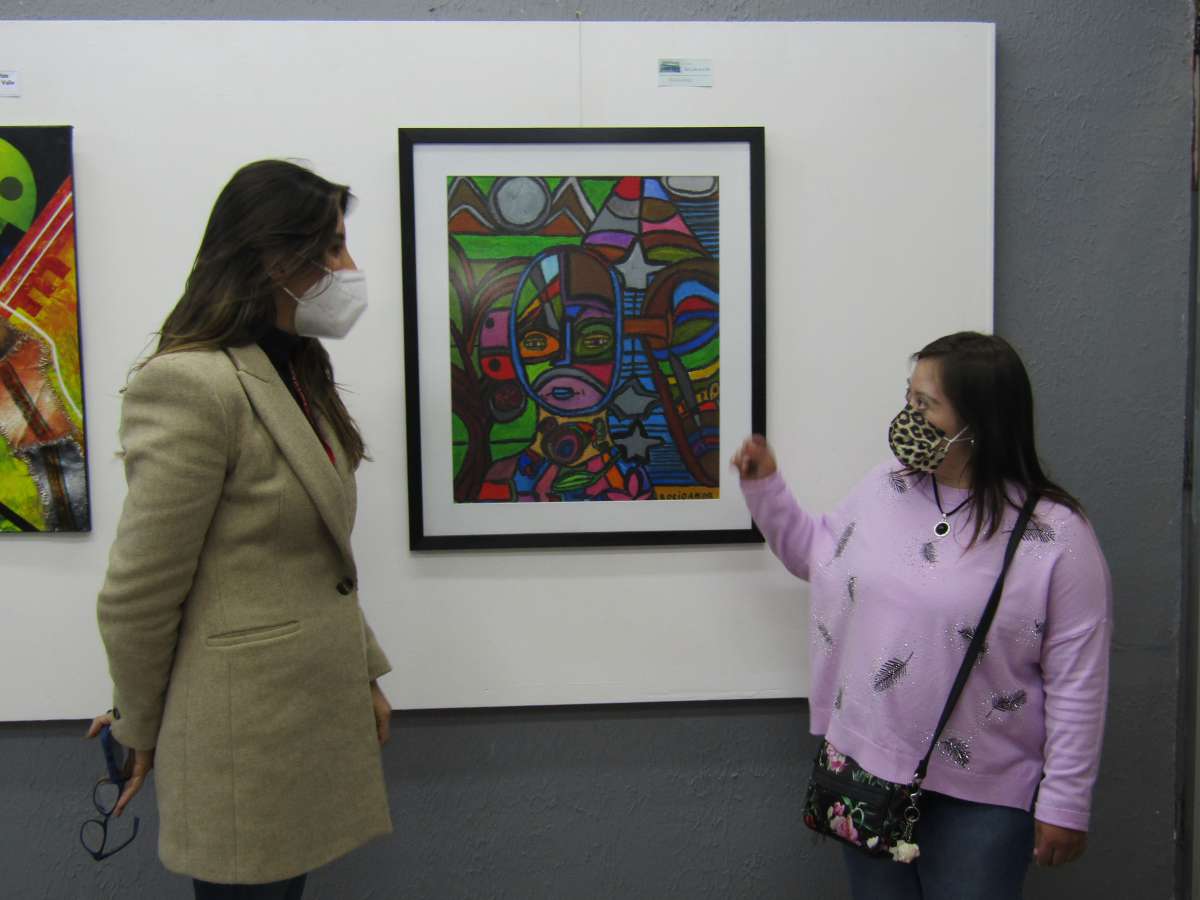 Artistas de Escuela Claudio Arrau exponen  en la reapertura de la Sala de Arte Mercado