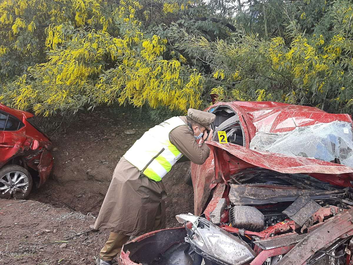 Carabineros de la SIAT Ñuble investiga causas del choque y posterior atropello que dejó un fallecido en la ruta 5 Sur en Chillán