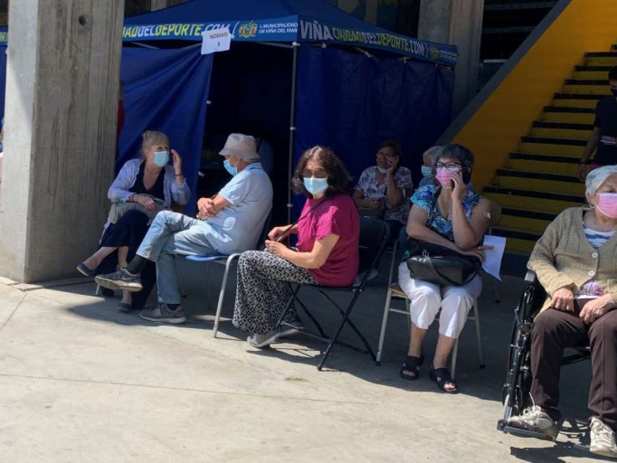 Cámara insta a recalendarizar plan de vacunación de terceras dosis