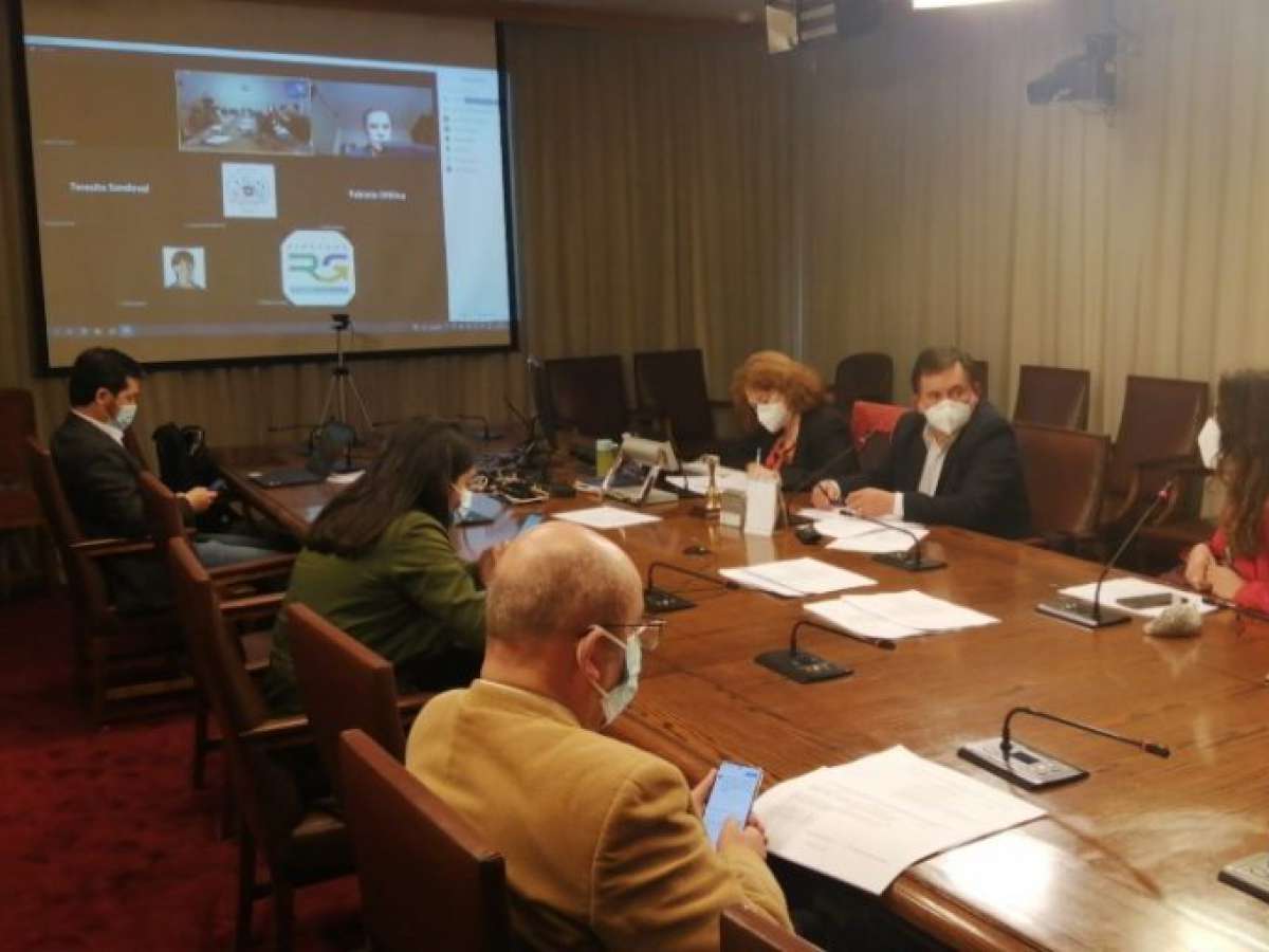 Despachan a la Sala proyecto que establece subvenciones a modalidad educativa de reingreso