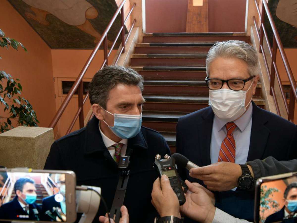 Embajador mexicano renueva vínculo con Chillán y la Escuela México
