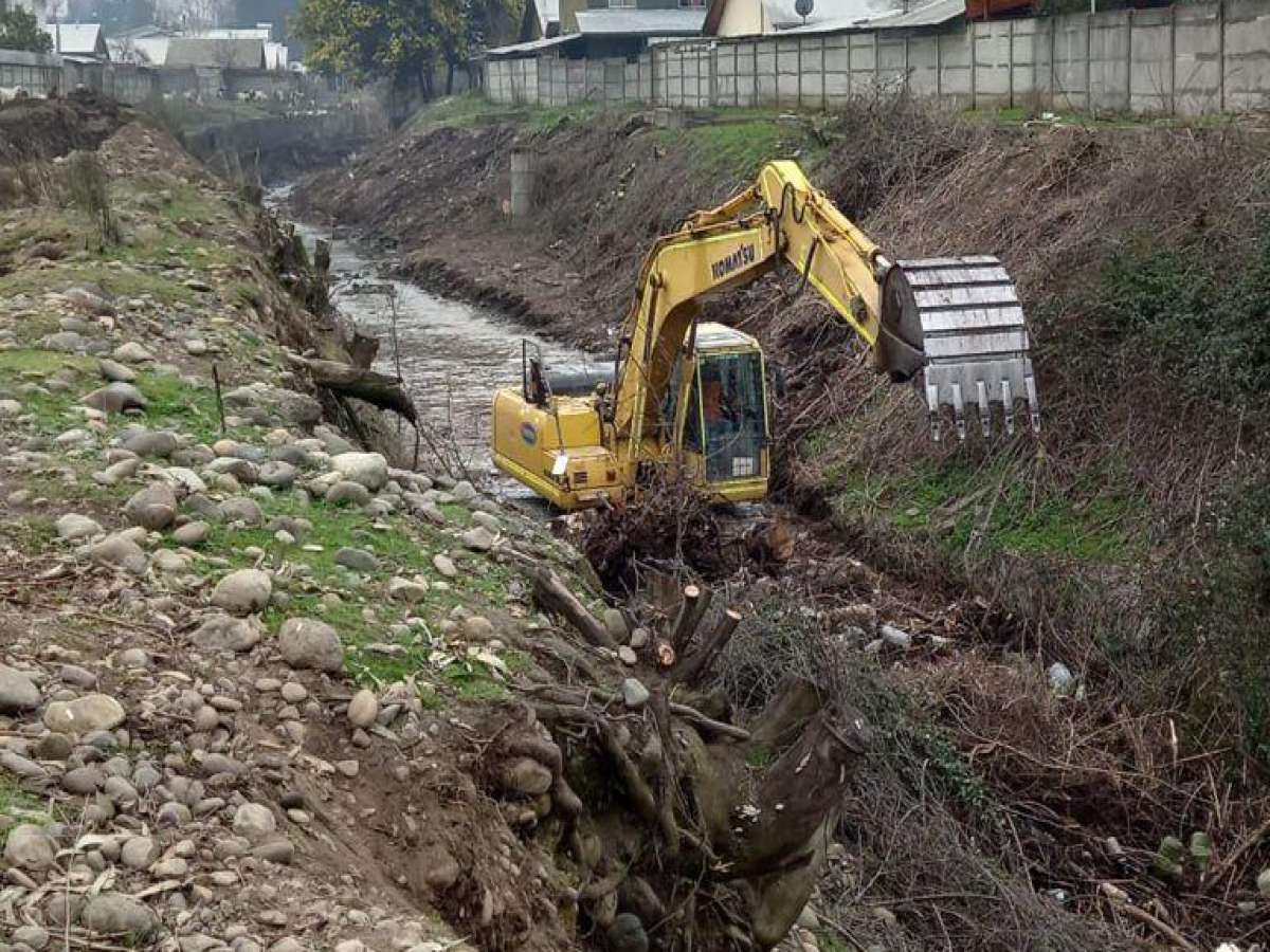 MOP limpia 11 mil metros de esteros y canales en la intercomuna de Chillán- Chillán Viejo