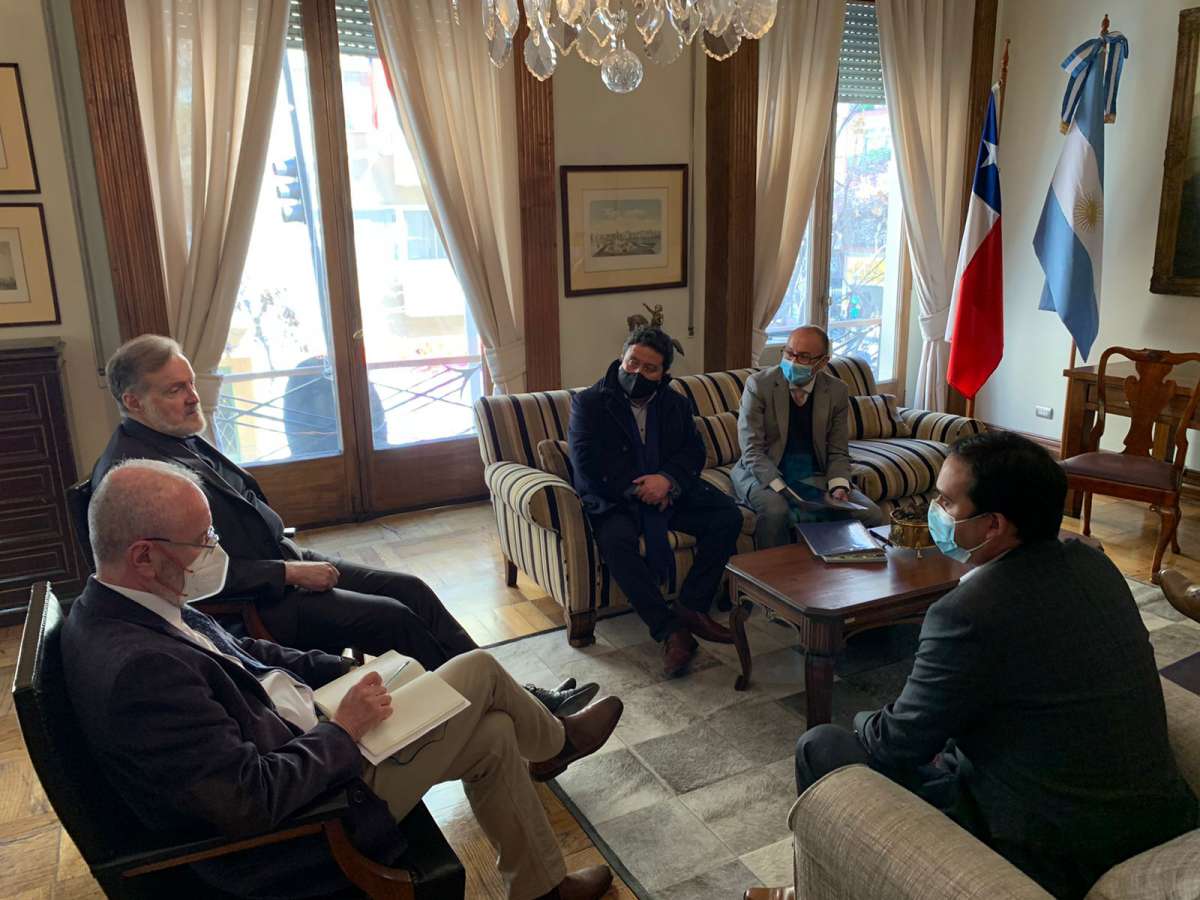 Gobernador Crisóstomo solicita a ministro de obras públicas adelantar proyectos prioritarios de ñuble