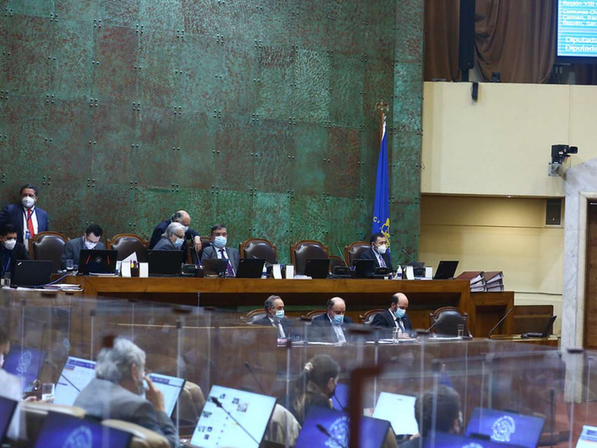Llaman a dar continuidad a trabajadores no traspasados a los servicios locales de educación