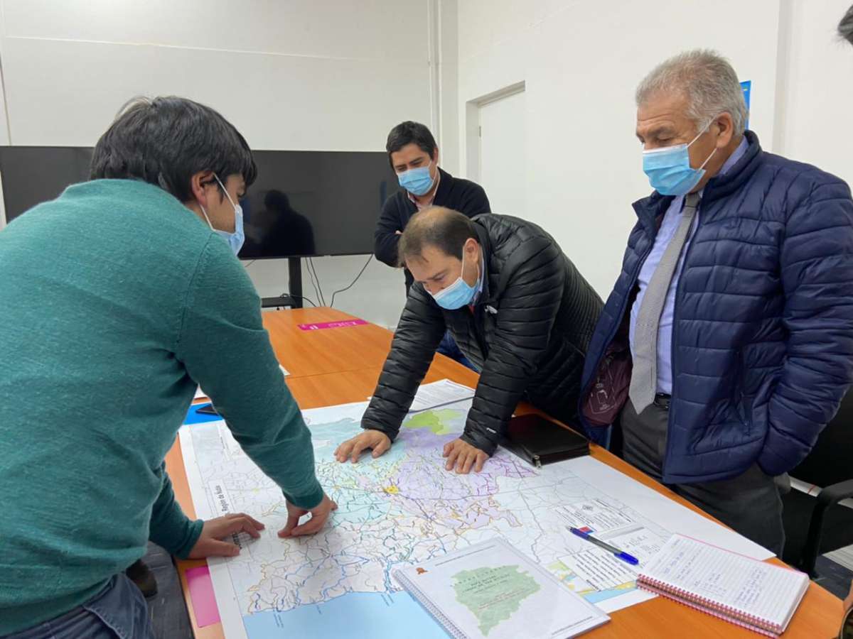 San Nicolás: Municipio avanza en conectividad en la comuna junto a Vialidad