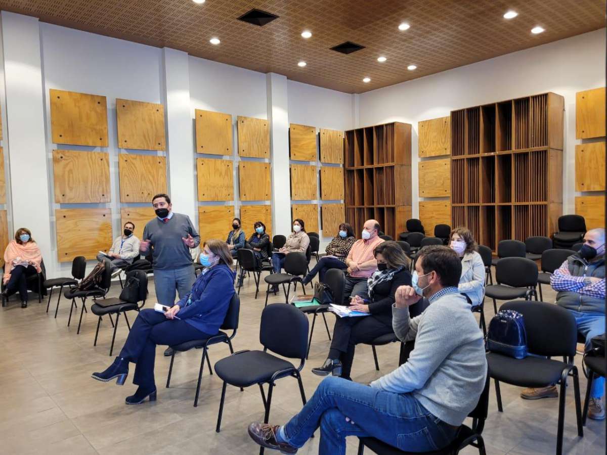 Salud Municipal de Chillán se reúne con asociaciones gremiales para dialogar sobre nueva Ley de Alivio