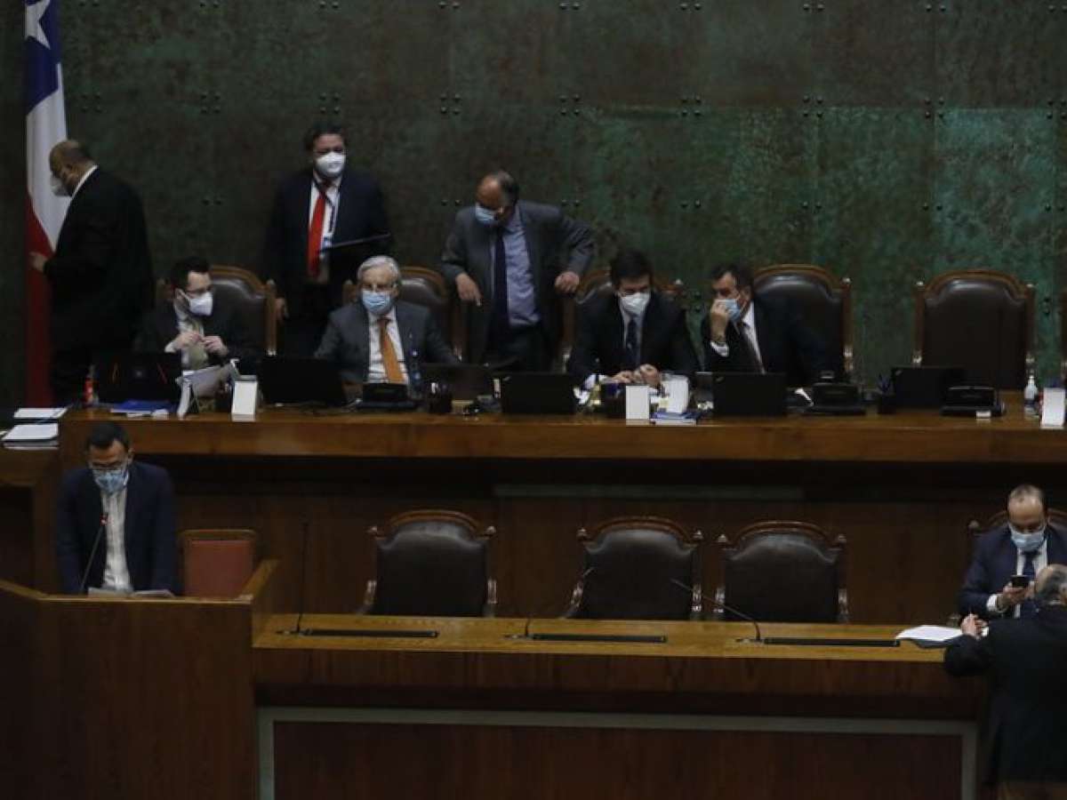 Cámara aprobó proyecto que sanciona a conductores que lesionen a ciclistas