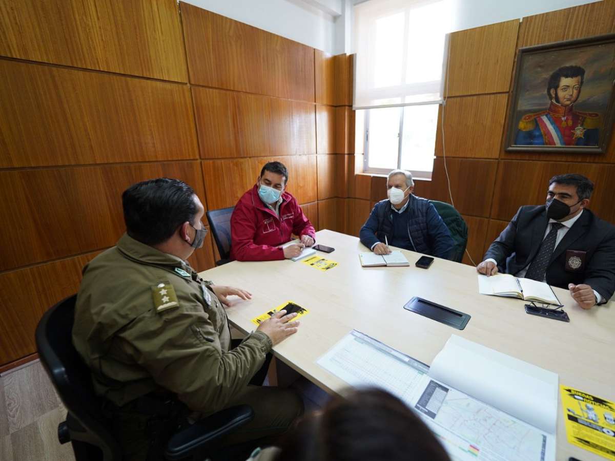 Autoridades coordinan medidas para mejorar seguridad del comercio en Chillán