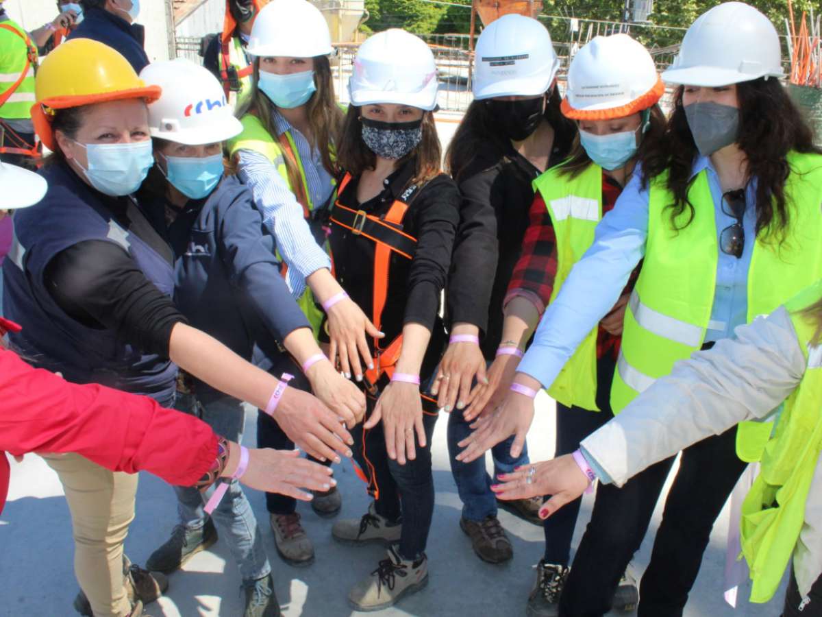 CChC Chillán lanzó campaña de prevención contra el cáncer de mama: ‘Salva tu vida, date el tiempo’