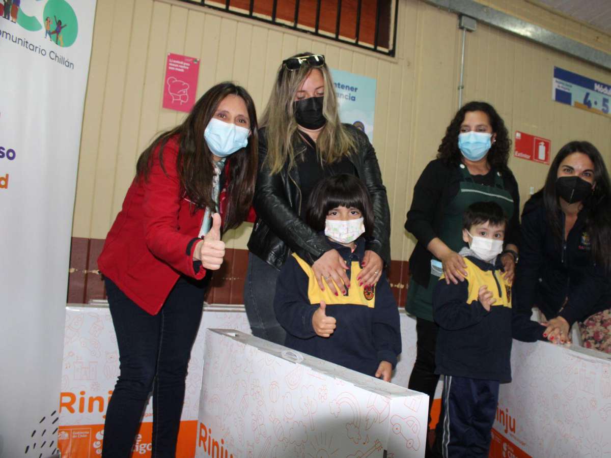 417 niños y niñas reciben el Rincón de Juegos en Chillán