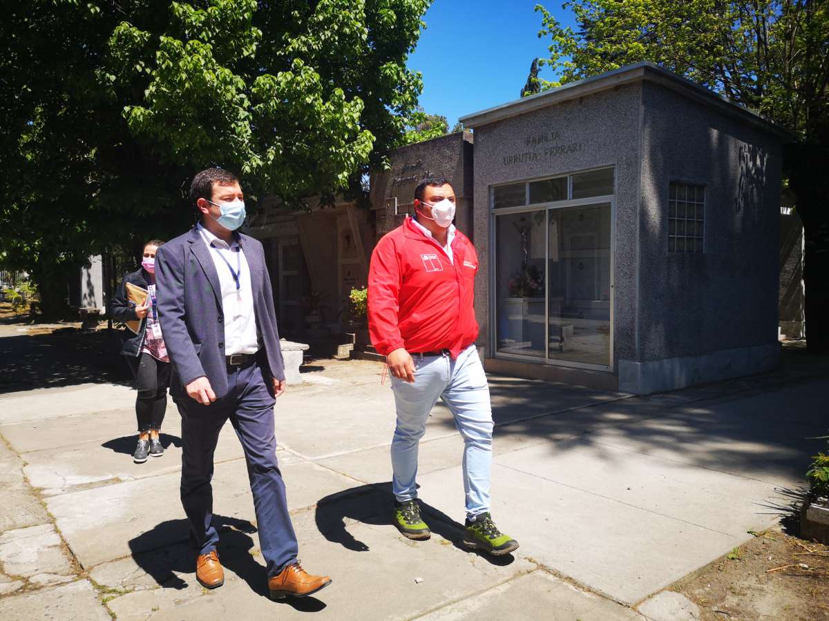 Autoridades fiscalizan Cementerio de Chillán de cara al 1 de noviembre