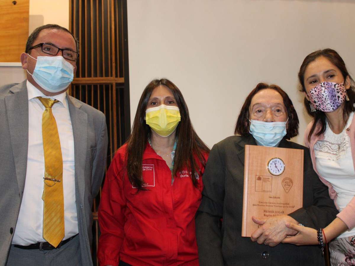 Profesora de Buchupureo obtiene Primer Lugar en Concurso Literario ‘Confieso que he vivido’