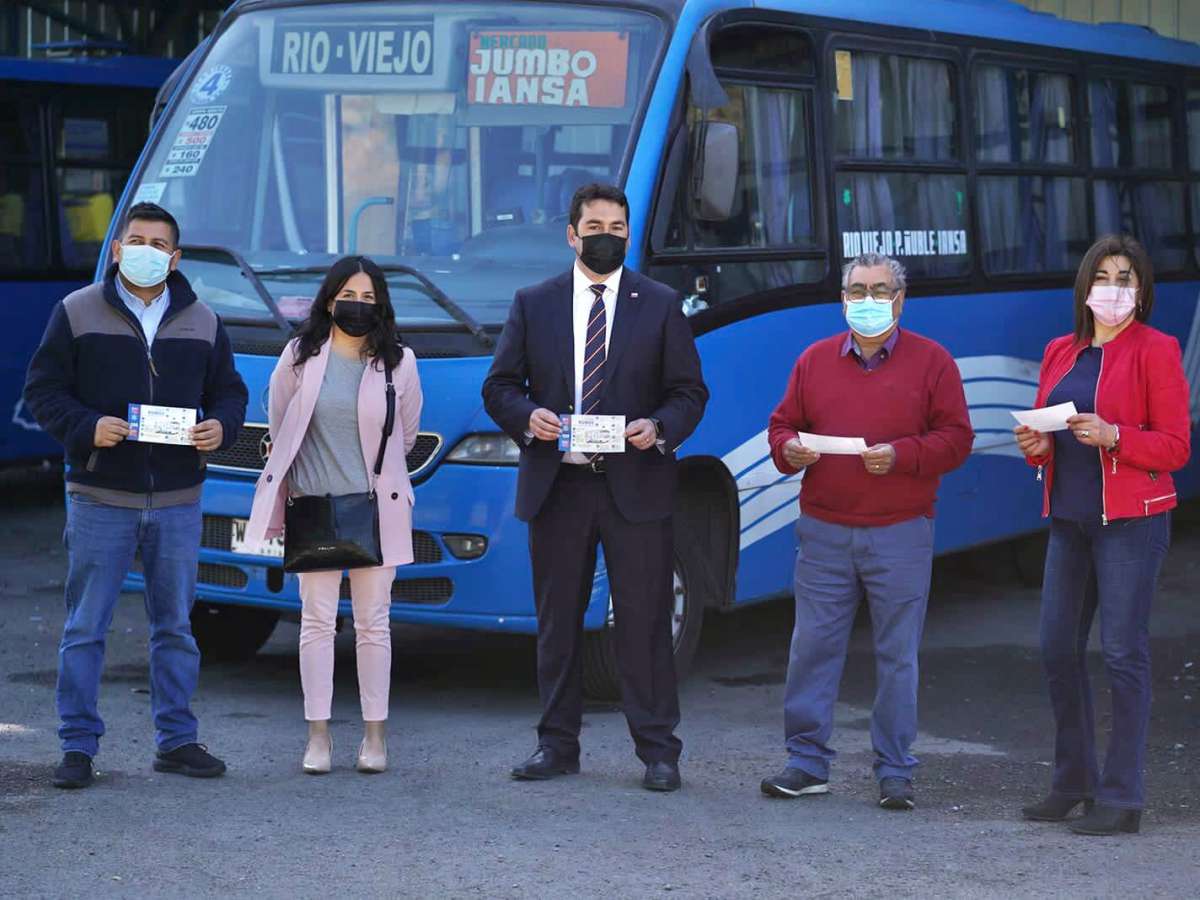 Delegado Jardua lidera mesa de trabajo junto a Asociación Gremial de Taxibuses Chillán