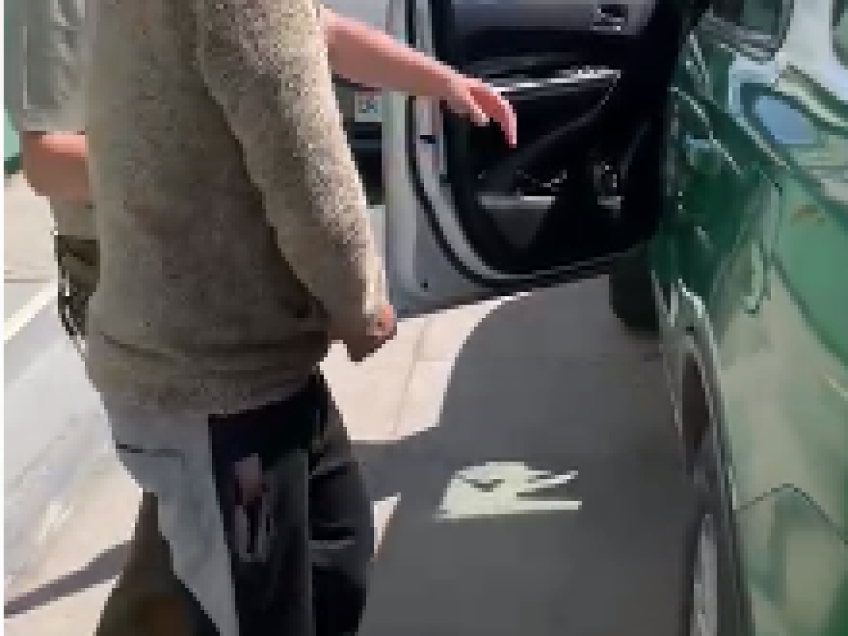 Carabineros detuvo en San Carlos a dos sujetos en medio de hecho VIF y que intentaron huir en moto con chasis adulterado