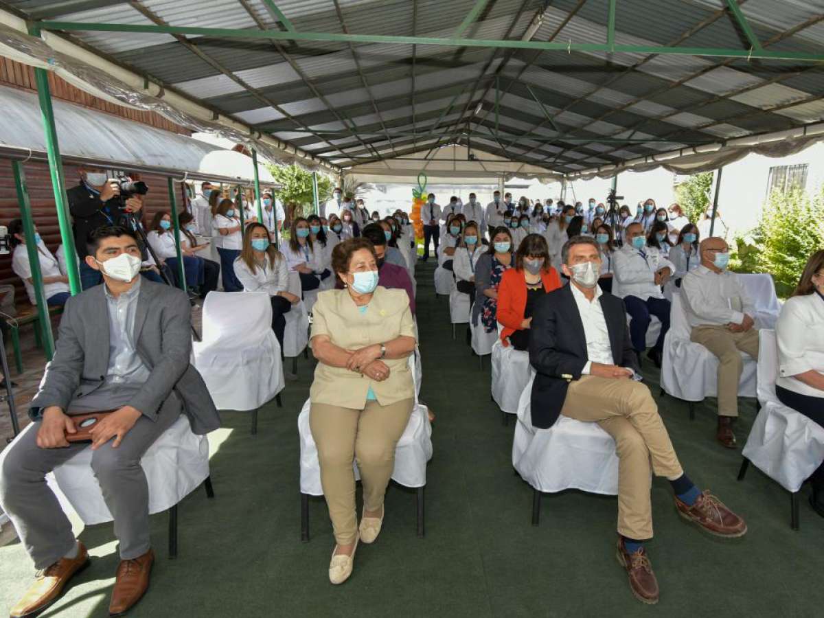 Cesfam Los Volcanes festejó sus 19 años de vida