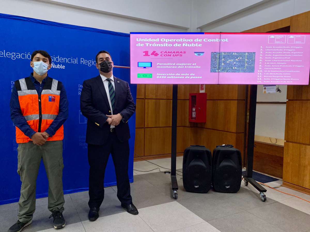 Delegado y Transportes anuncia inicio de licitación para 14 cámaras de gestión de tránsito para la intercomuna