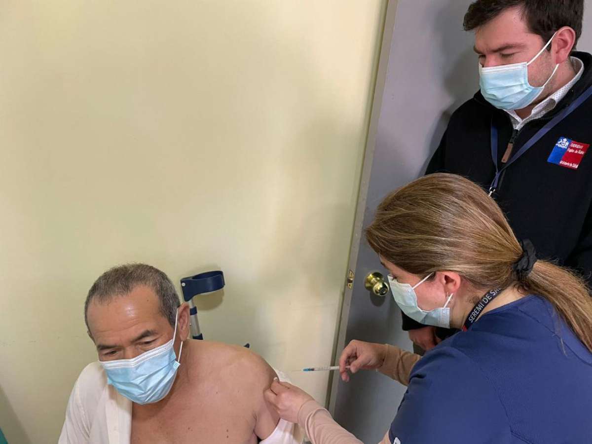 Próximo lunes se inicia vacunación con cuarta dosis contra el Covid-19  