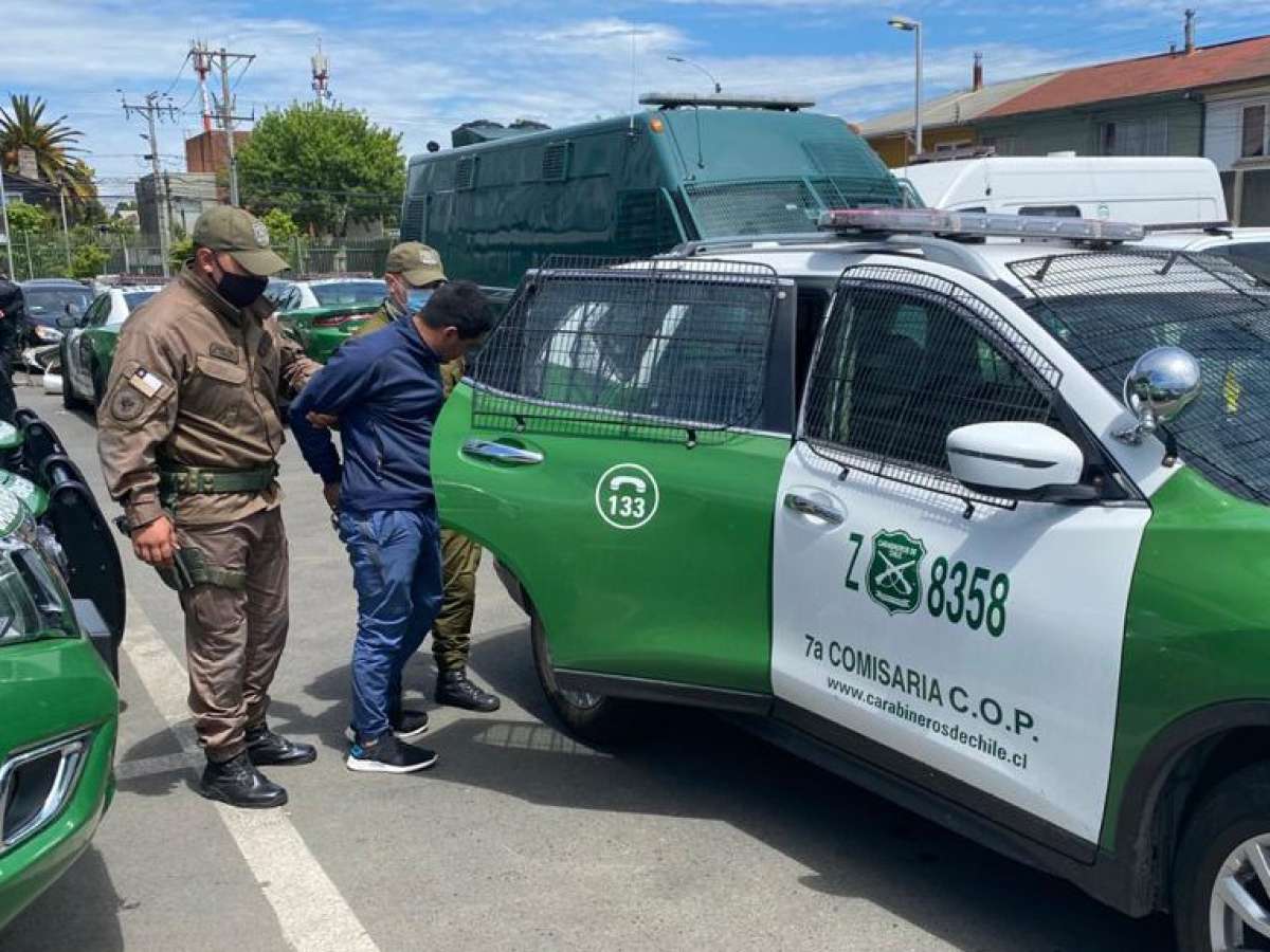 Carabineros: en apoyo a los servicios territoriales Personal de Control de Orden Público detuvo a 423 personas durante el 2021