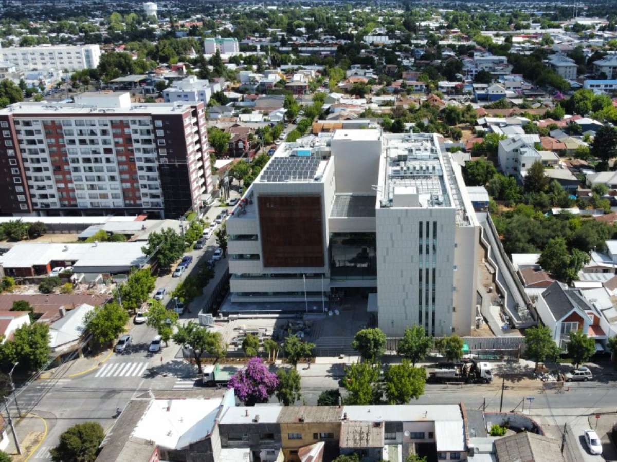 Destacan alta eficiencia energética y generación fotovoltaica en futuro Centro Judicial de Chillán