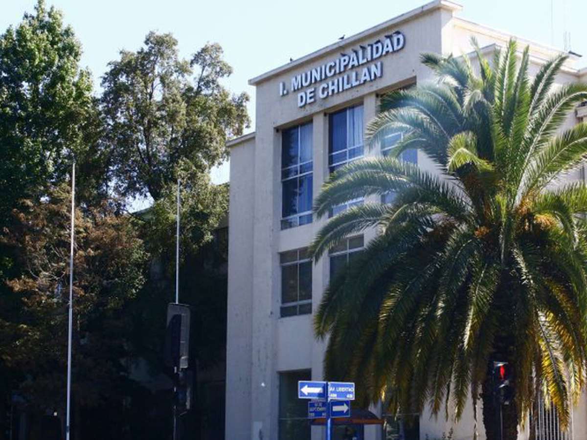 Alcalde de Chillán cumple cuarentena tras dar positivo a examen Covid-19