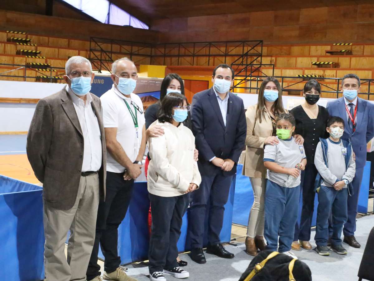 Chillán Viejo inauguró el año escolar con entrega de implementación a escuelas y jardines
