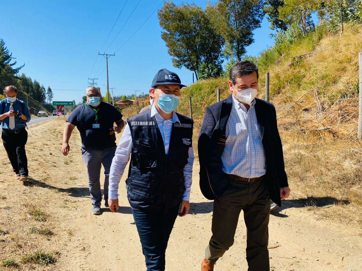Delegado presidencial verificó mejoras en línea de media tensión eléctrica dañada por incendio forestal en Coelemu