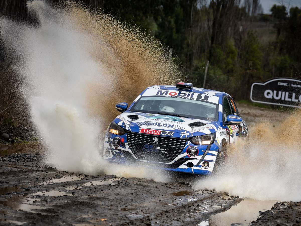 MARTÍN SCUNCIO Y MARIO PARRA LLEGARON A LO MÁS ALTO DEL PODIO DEL COPEC RALLYMOBIL DE QUILLÓN