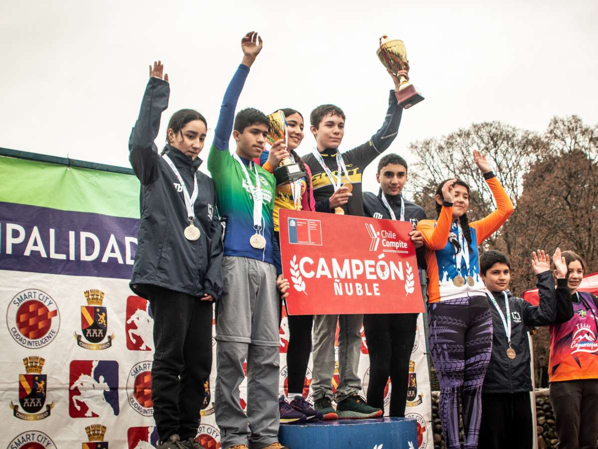 Ocho ciclistas representarán a Ñuble en la final nacional de los Juegos Escolares