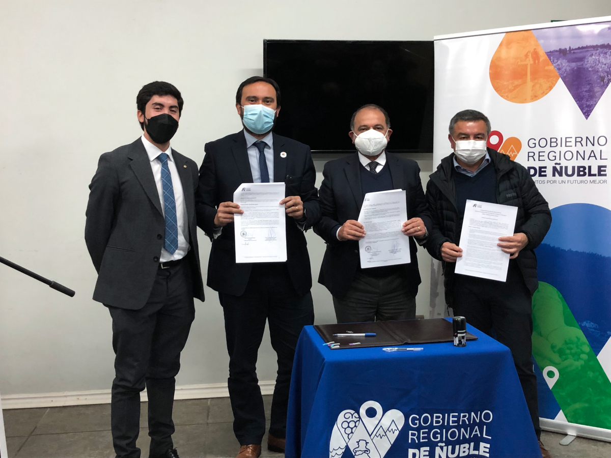 PORTEZUELO SUMARÁ MINIBÚS INCLUSIVO Y CAMIÓN DE RESIDUOS DOMICILIARIOS GRACIAS A FINANCIAMIENTO DEL GOBIERNO REGIONAL