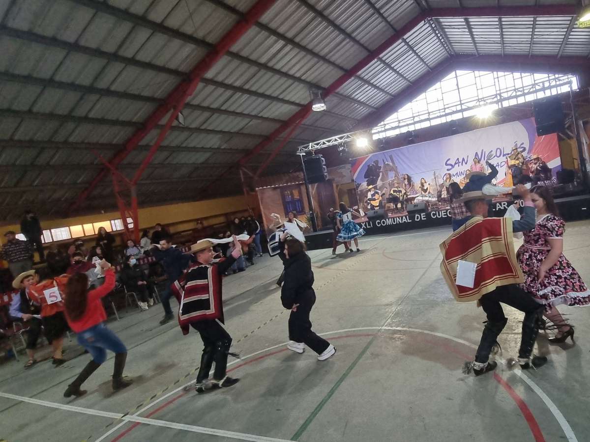 Fiestas Patrias 2022: Con comunal escolar de cuecas San Nicolás inició celebraciones dieciocheras