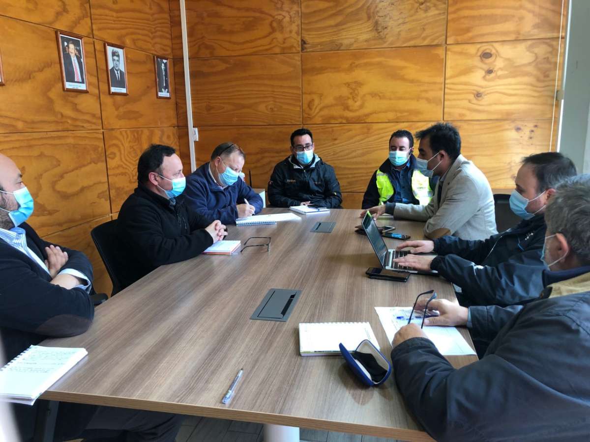 Energía instala mesa de trabajo en Pinto para mejorar continuidad del suministro en la zona Valle Las Trancas 