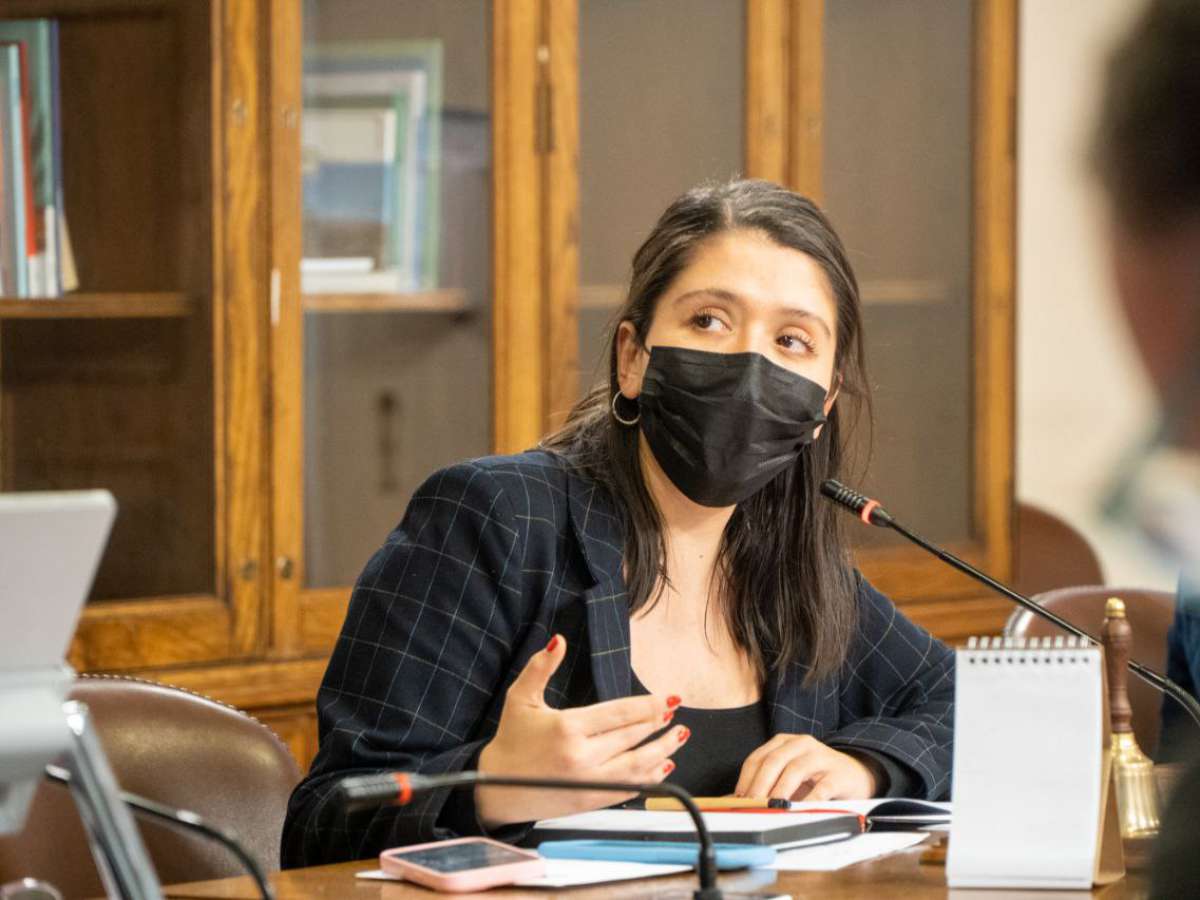 Diputada Veloso destacó aprobación de proyecto para enfrentar crisis agrícola