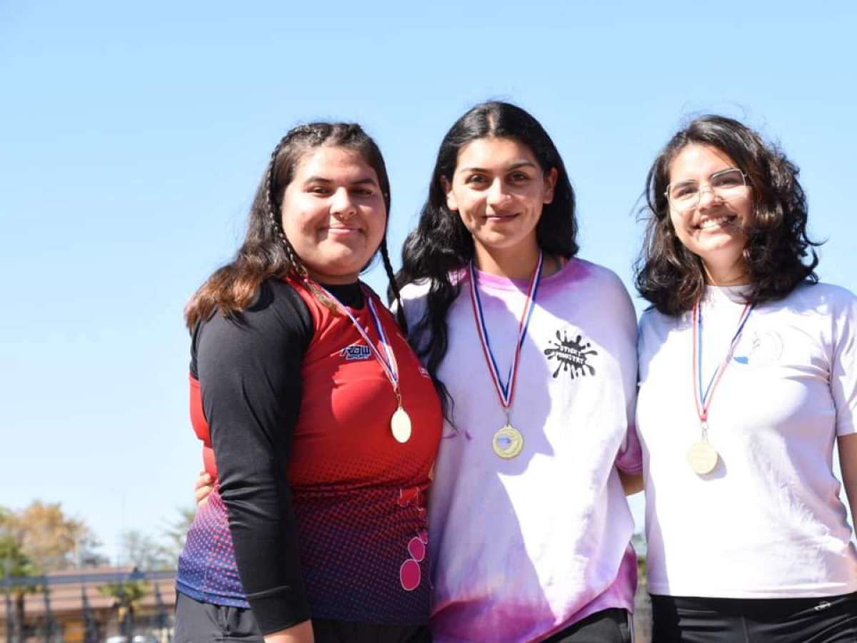 Deportistas Promesas Chile de Ñuble brillan en Nacional de Atletismo sub 20