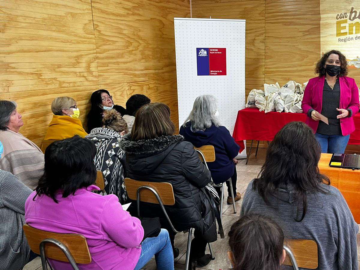 Más de 955 familias de la región se han capacitado en eficiencia energética para el hogar