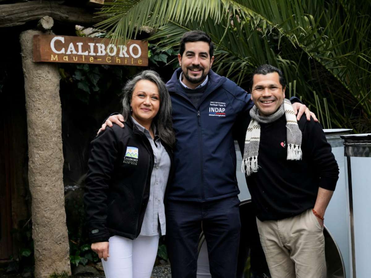 Con visita a emprendimiento del Maule y llamado al rescate de la historia campesina Director Nacional de INDAP celebra la Semana del Turismo
