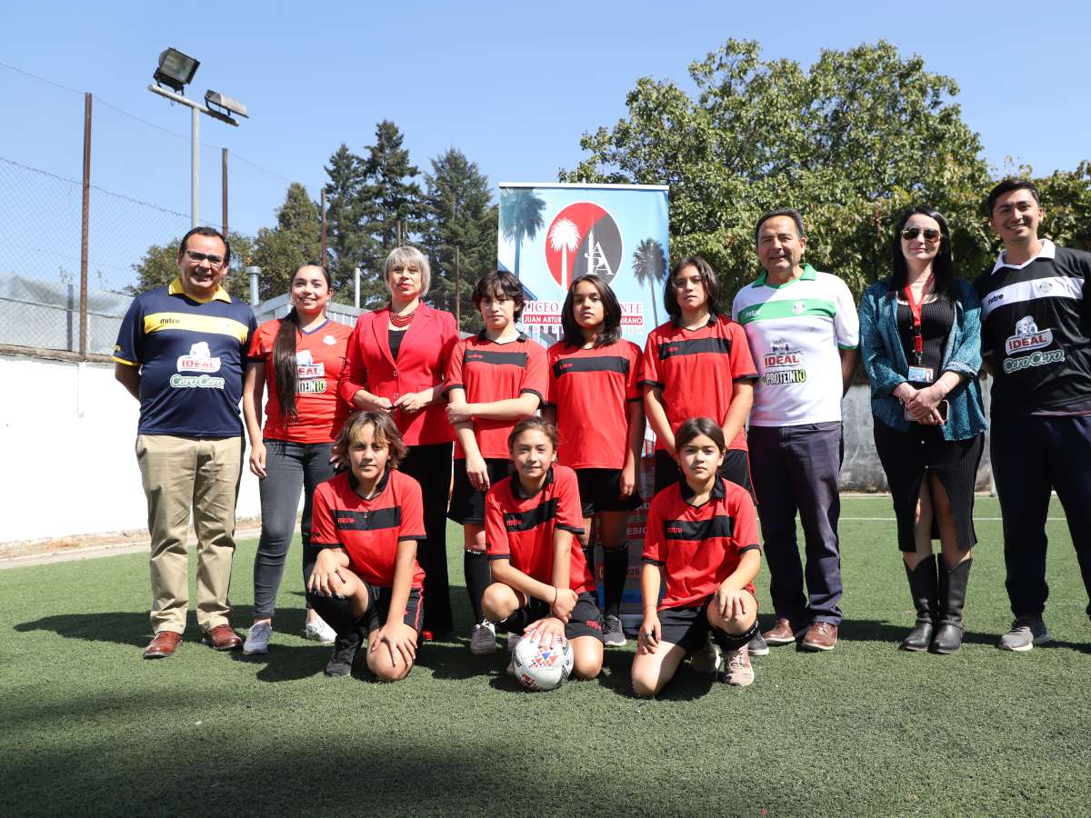 ALUMNAS DE CHILLÁN VIEJO SE PREPARAN  PARA EL CAMPEONATO ESCOLAR FEMENINO “FUTBOLITO IDEAL 2023”