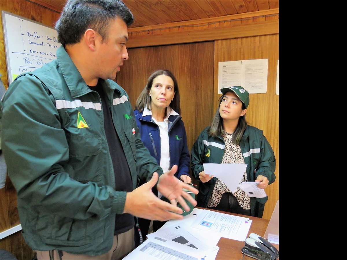 DIRECTORA DE CONAF Y SEREMI DE AGRICULTURA LLAMAN A EXTREMAR PRECAUCIONES POR QUEMAS AGRÍCOLAS