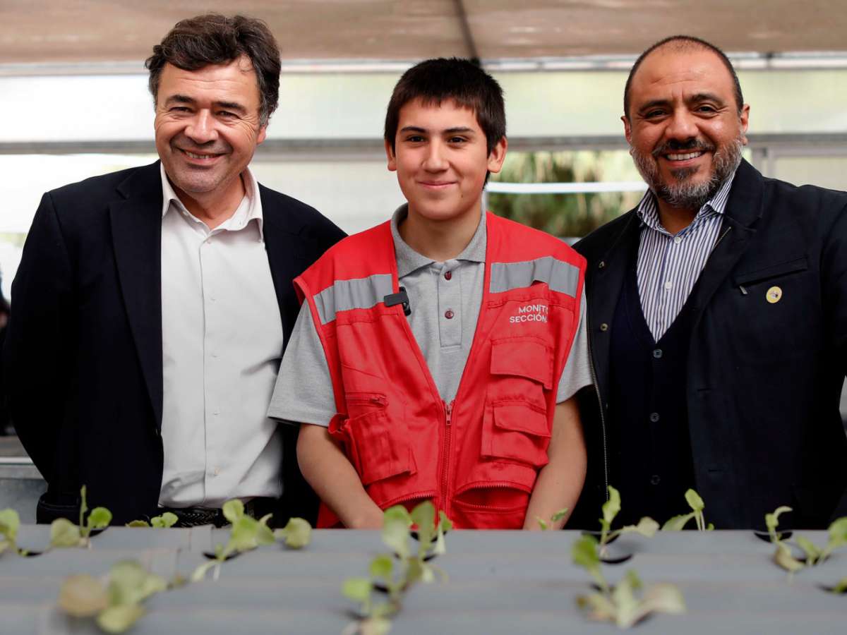 Ministerios de Educación y de Agricultura firman convenio para potenciar la educación técnico-profesional en las zonas rurales