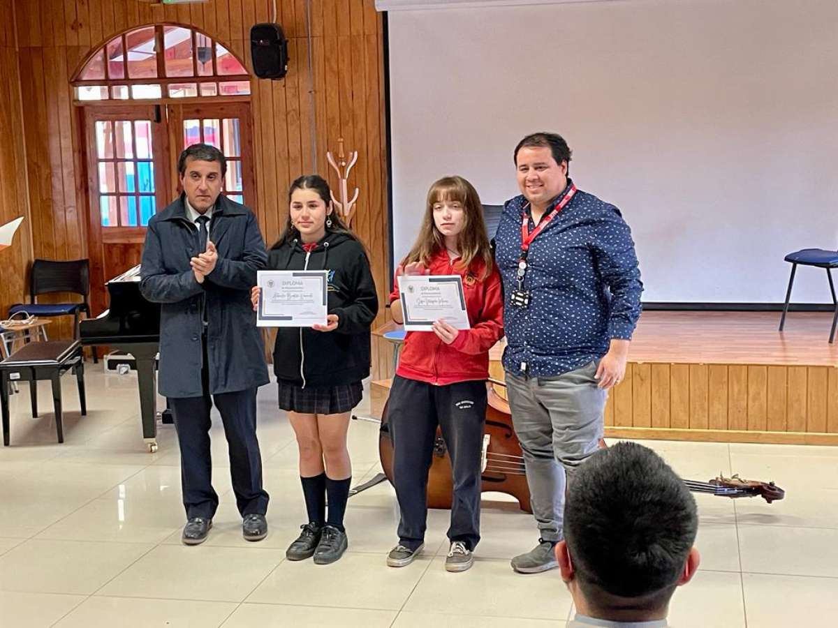 El Liceo Bicentenario San Nicolás, a través de la Municipalidad de San Nicolás, ha adjudicado 3 proyectos FAE del Ministerio de las Culturas las Artes y el Patrimonio convocatoria 2023